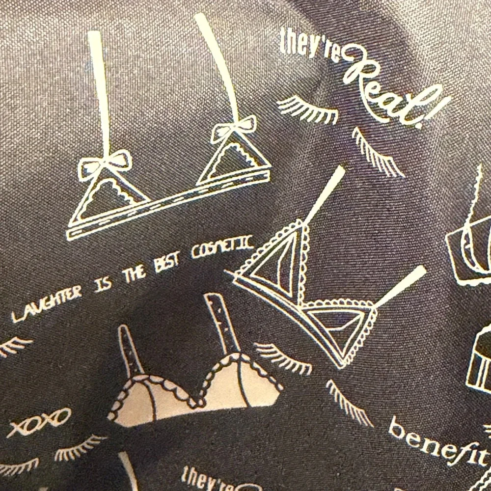 Benefit Makeup Bag OS Black Be Real Graphic Pouch